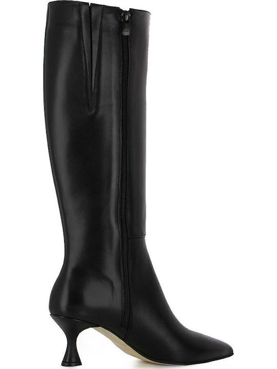 Guy Laroche