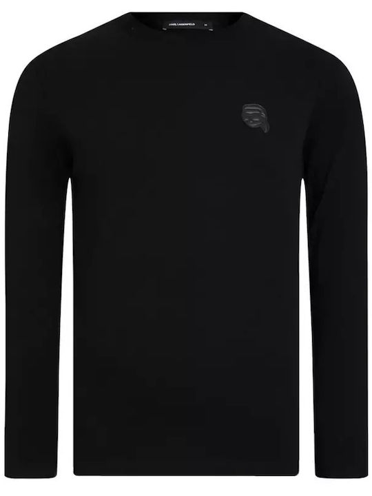 Black T-shirt