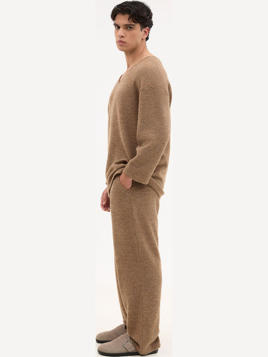 Women's Long Sleeve Sweater with V Neckline Beige
