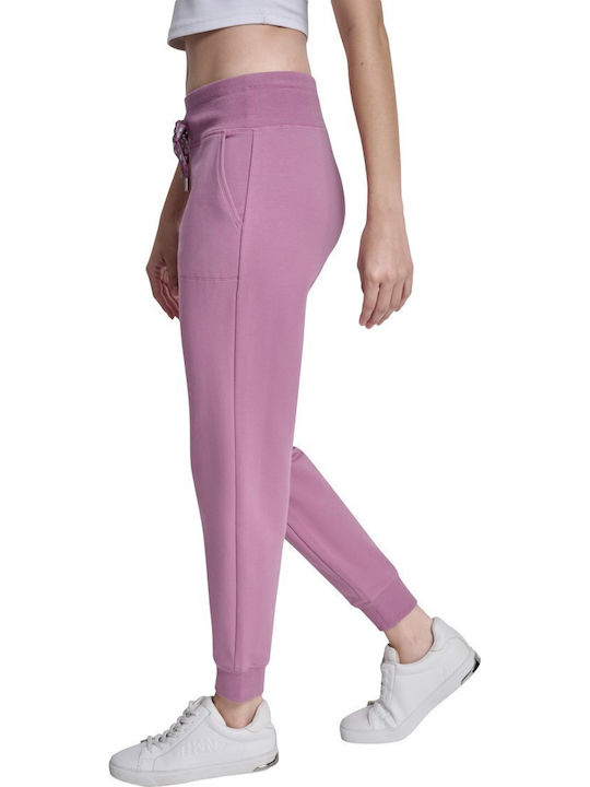 DKNY