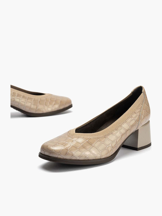 Patent Leather Beige Medium Heels