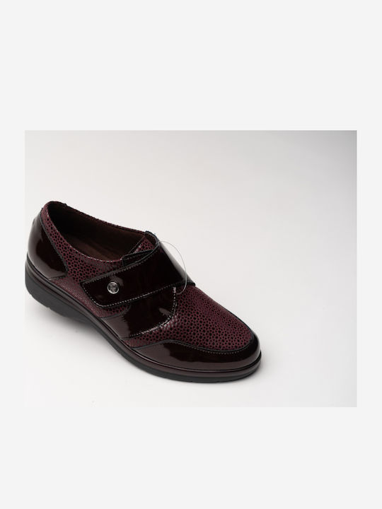Patent Leather Women's Moccasins in Burgundy Color