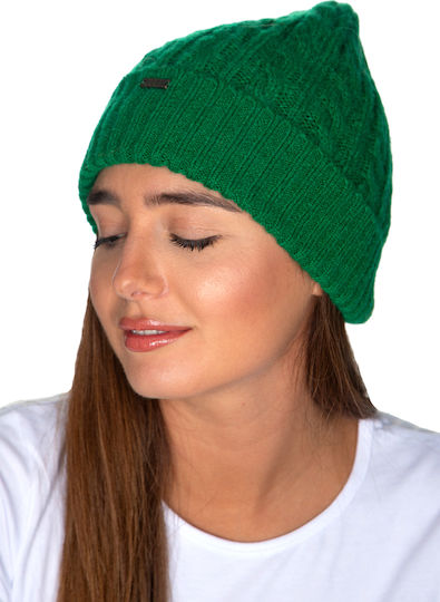 Beanie Beanie Knitted in Green color