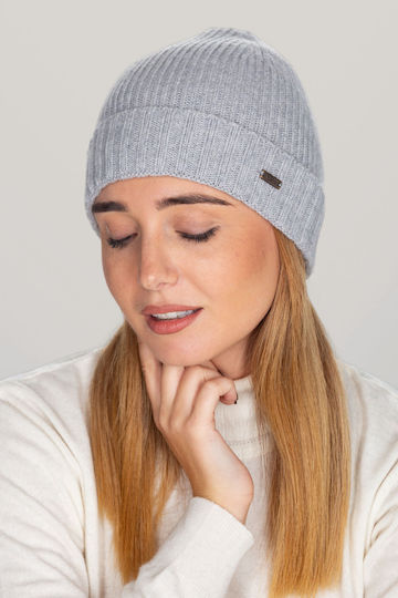 Beanie Beanie Knitted in Gray color