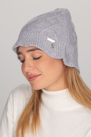 Beanie Beanie Knitted in Gray color