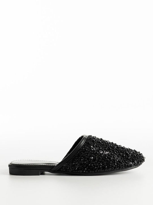 Flat Mules in Black Color