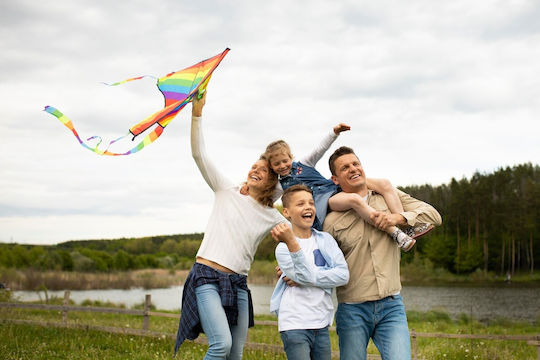 Hexagon Kite with Twine & Storage Bag 1 Piece