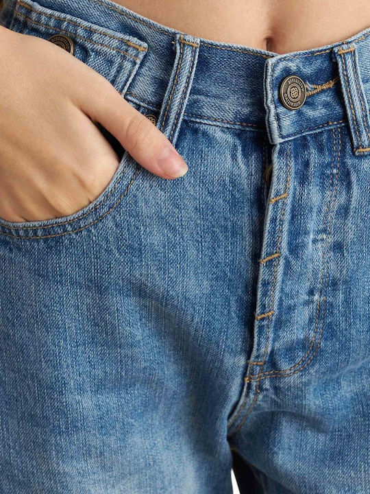 Low Rise Women's Jean Pants in Loose Fit