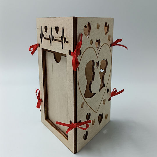 ToXylo Frame Wooden Heart Shaped with Beige Frame