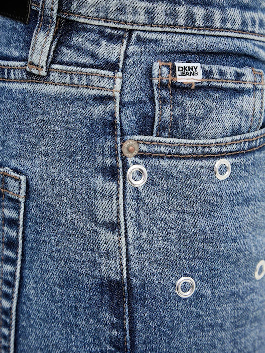 Women's Jean Pants in Slim Fit