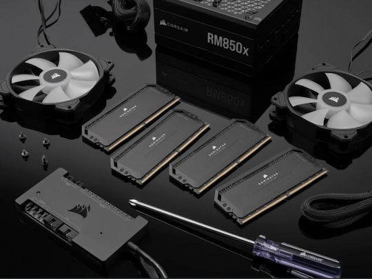 Corsair Dominator Platinum RGB 64GB DDR5 RAM cu 2 module (2x32GB