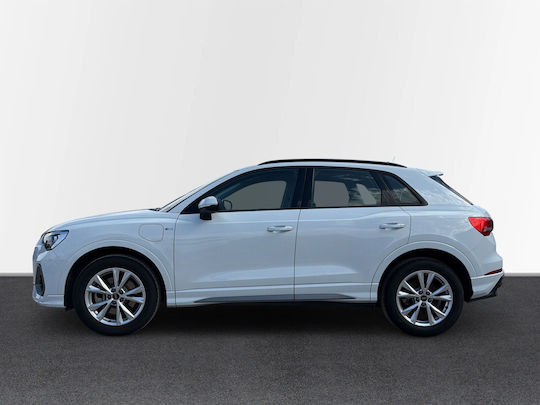 Audi Q3 45 TFSI e S tronic S line PHEV (Plug-in) '22