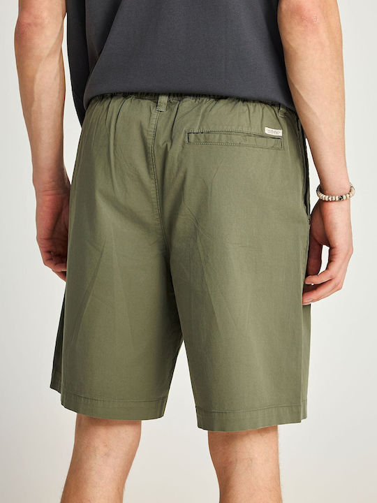 Funky Buddha Men's Chino Bermuda Green