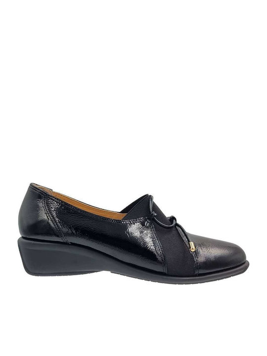 Leather Women's Moccasins in Black Colour
