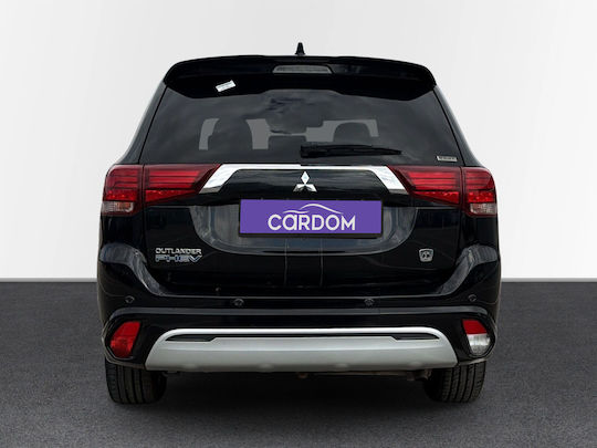 Mitsubishi Motors Outlander 2.4 PHEV Instyle Navi Plus Auto 4WD PHEV (Plug In) '20