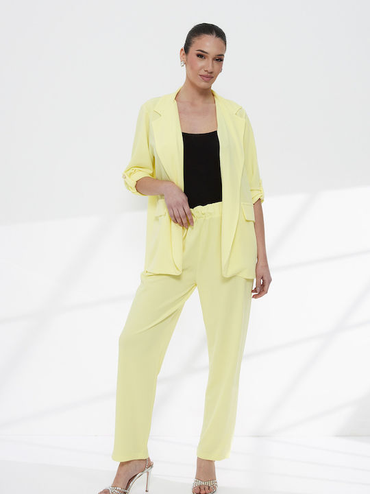 Women's Yellow Suit in Loose Fit