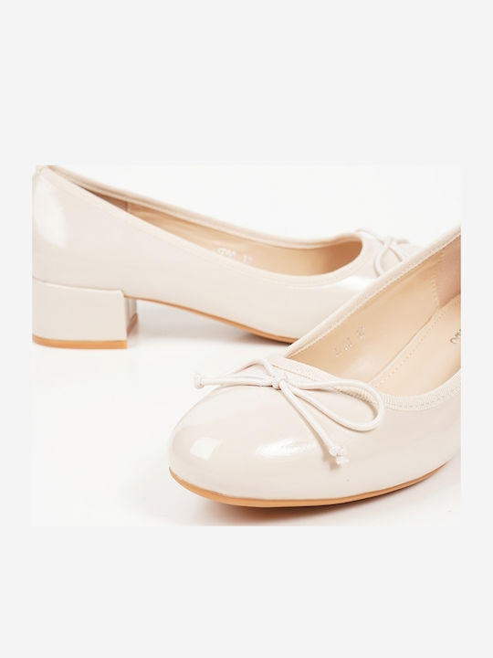 Damen Ballerinas Spitz zulaufend in Beige Farbe