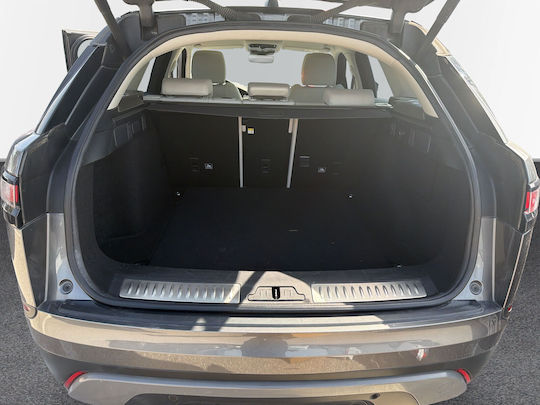 Land Rover Gebrauchtwagen Land Rover Range Rover Velar 2,0L T/C Diesel 4WD SE Automatik Erstzulassungsjahr 2019