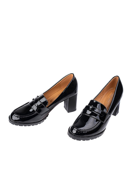Heels Made of Patent Leather with Medium Heel Black