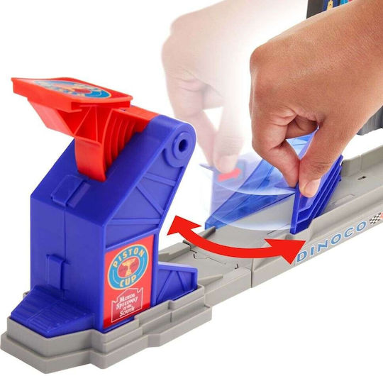 Mattel Disney Cars Голяма Състезателна Писта Piston Cup Stunt Писта за 4+ Години
