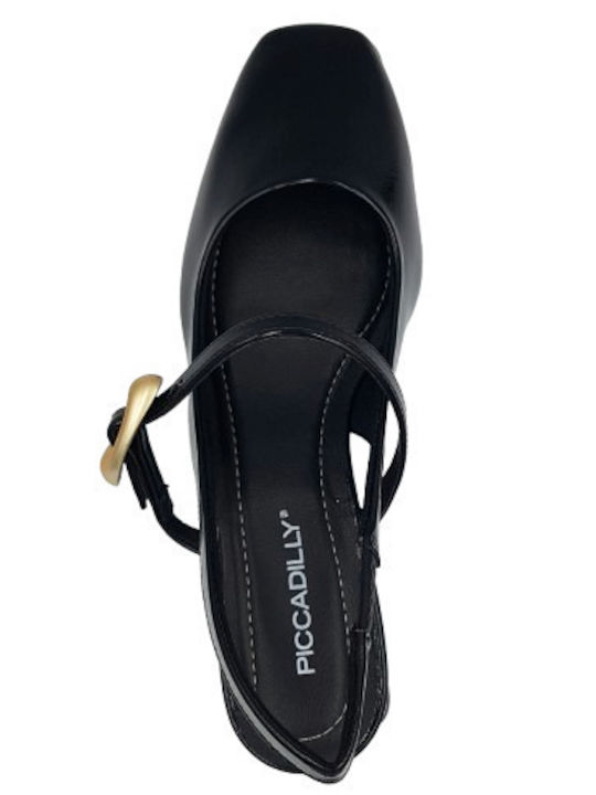 Heels in Black Patent Leather