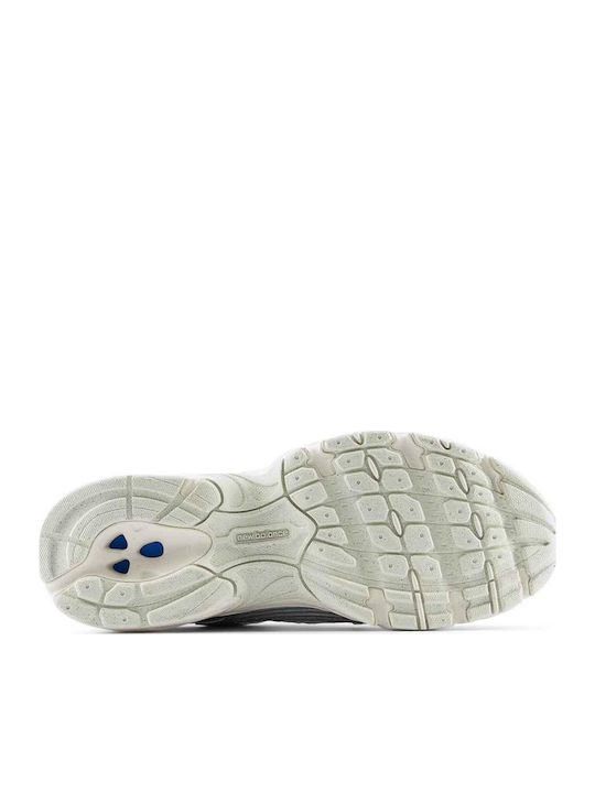 530 Sneakers Ασημί