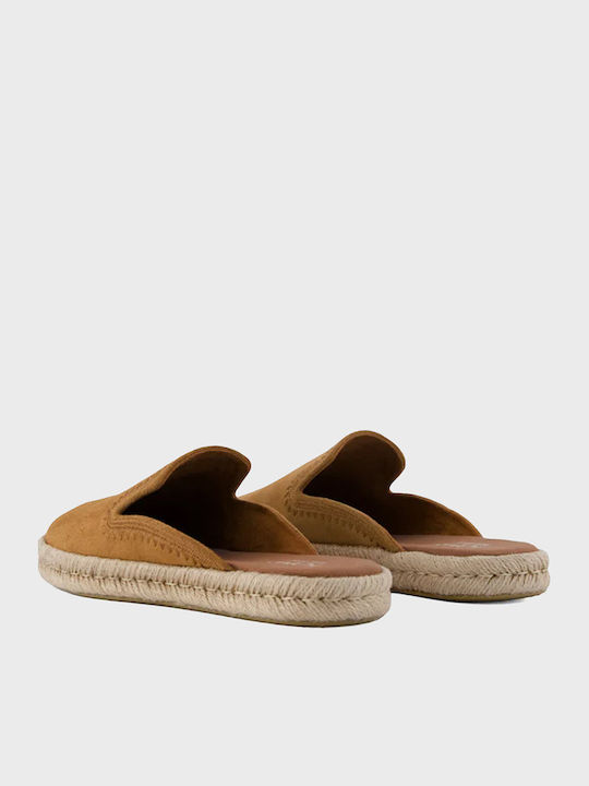 Toms