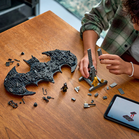 LEGO Super Heroes Batman Logo Pentru 12+ Ani 678 Bucăți