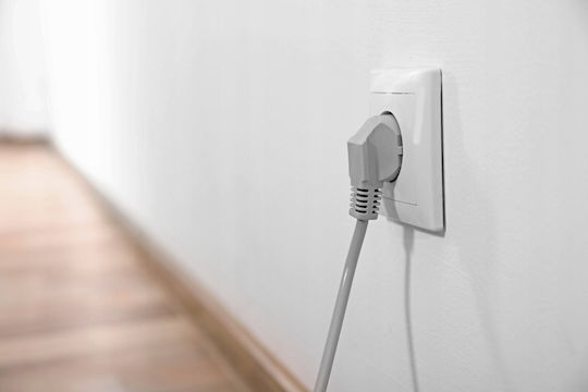 Montis Единичен Контакт с USB-A и USB-C