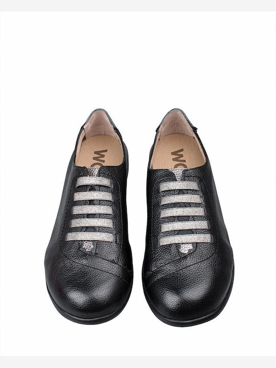 Women's Moccasins in Black Colour