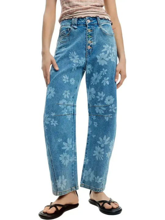 Women's Jean Pants in Slim Fit