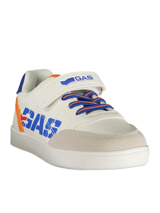Gas