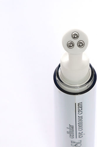 Yellow Rose Eye Cream for Moisturizing Anti-Aging and Dark Circles 15ml