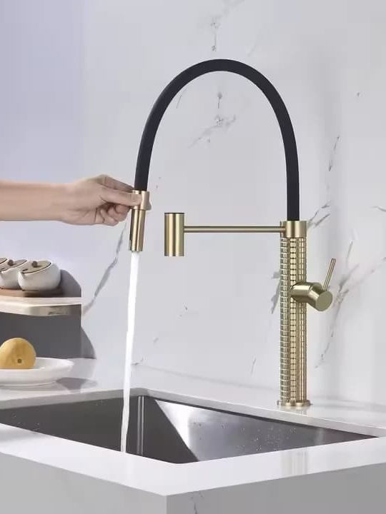 Kitchen Faucet Counter with Detachable Shower Gold