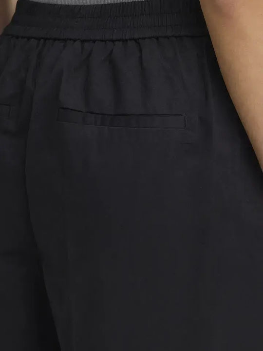 Women's High Rise Fabric Capri Trousers with Rubber Band Black