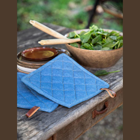 Finesse Fabric Blue Pot Holder