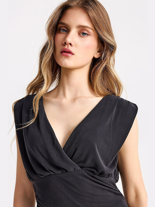 Women's Sleeveless Blouse with V Neckline Black