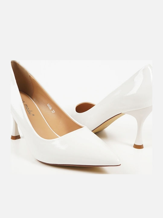 Pointed Toe Heels In White Patent Leather