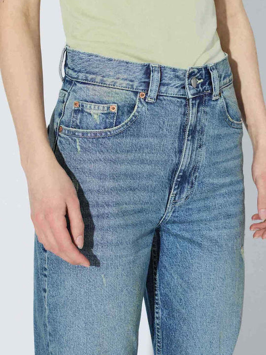 Women's Jean Pants In Straight Leg Style