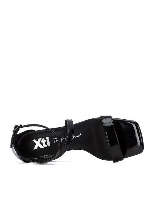 Damen Sandalen aus Schwarz Lackleder