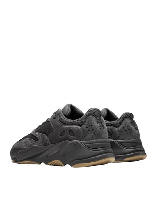 Yeezy Boost 700 Сникърси Ютилити Черни