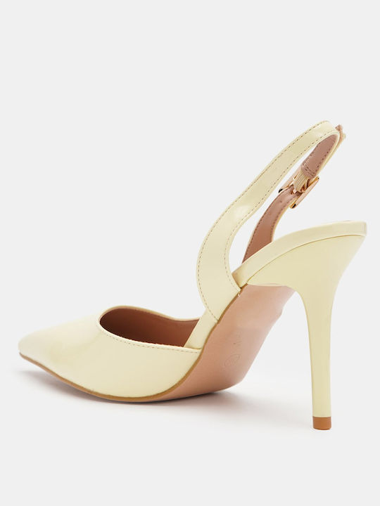Gelbe Pumps