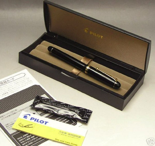 Pilot Custom Писалка Broad Черна с Черно Мастило