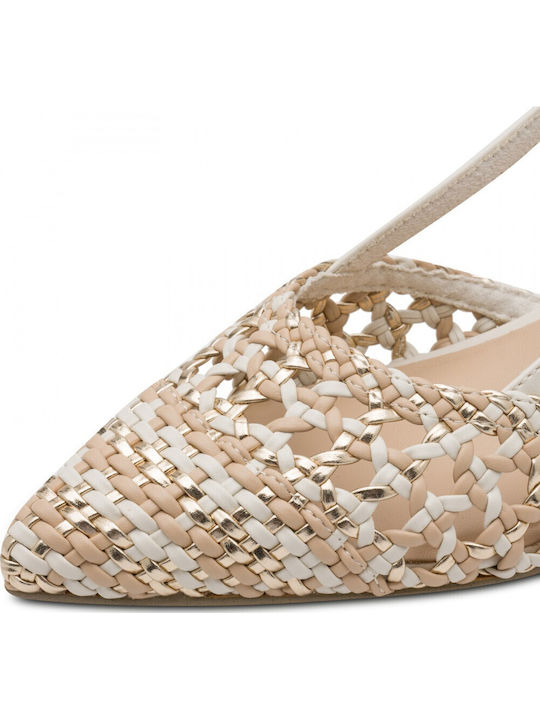 Pumps in Cremé