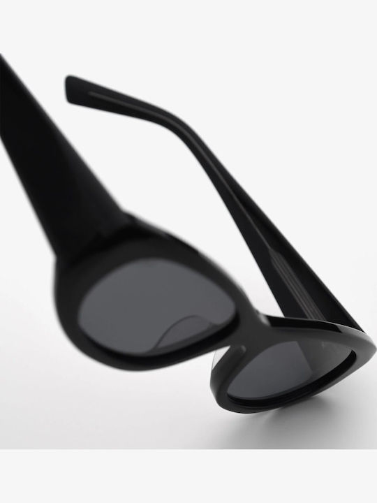 Akila Women Sunglasses with Black Frame and Black Lens NEWT-1