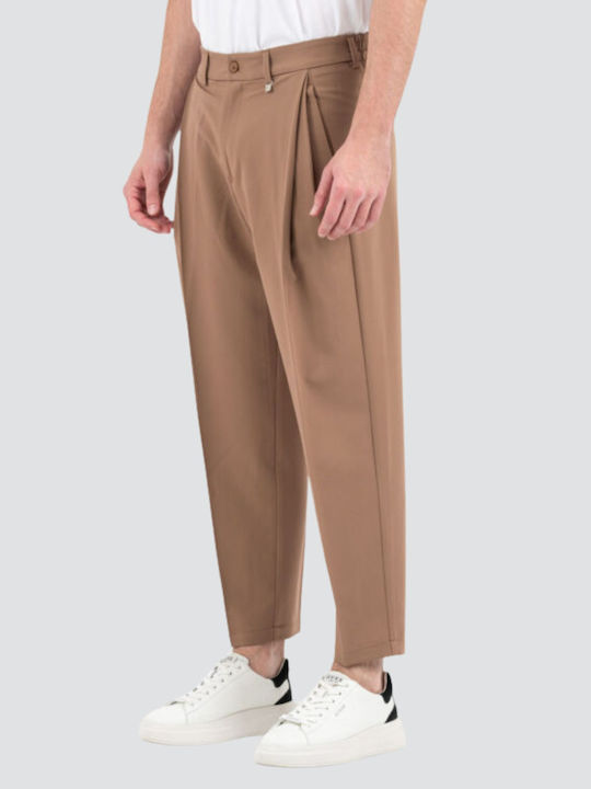 Elastic Trousers in Regular Fit Cinnamon