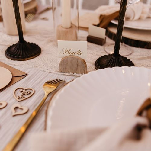 Beauty Home 3 Wooden Bases Curved Tags 4x6x1.5cm