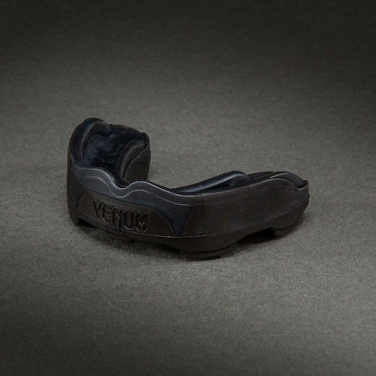 Μασέλα Venum Predator Mouthguard Black Black Red