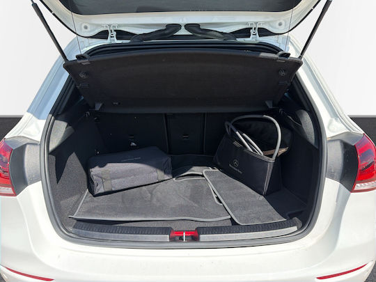 Mercedes-Benz A Class 250 e PHEV (Plug In) '21
