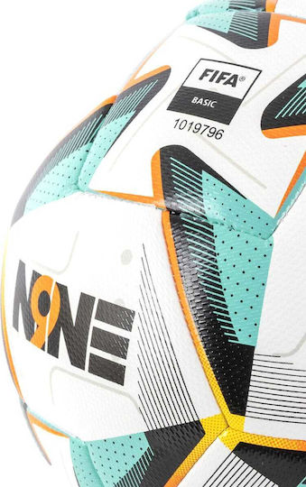 Nine Fußball